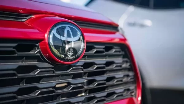 Toyota ve GM Satışlarında Düşüş Beklentisi