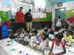 Reach Lives - Paint to Empower