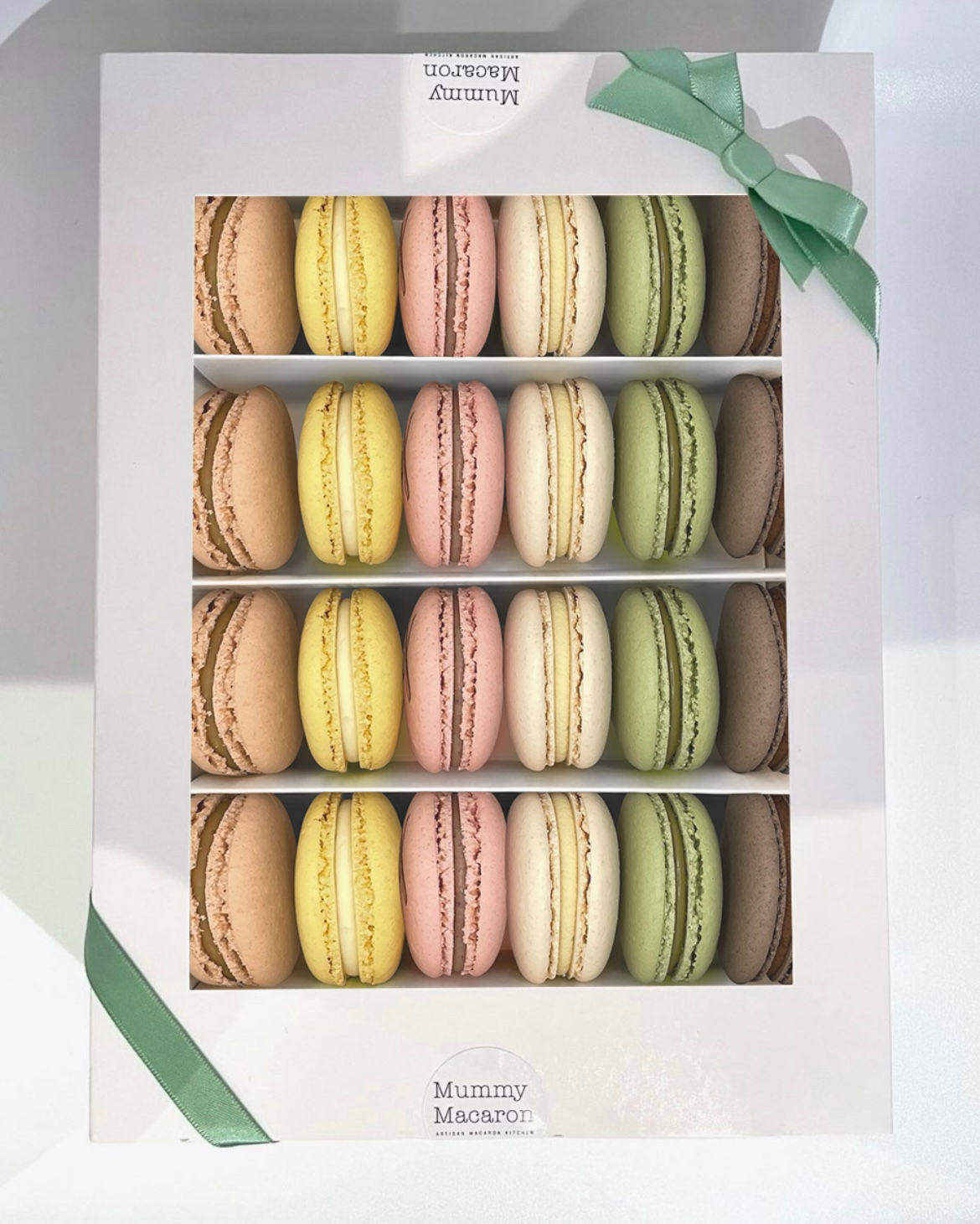 Build your own box - 24 Macarons