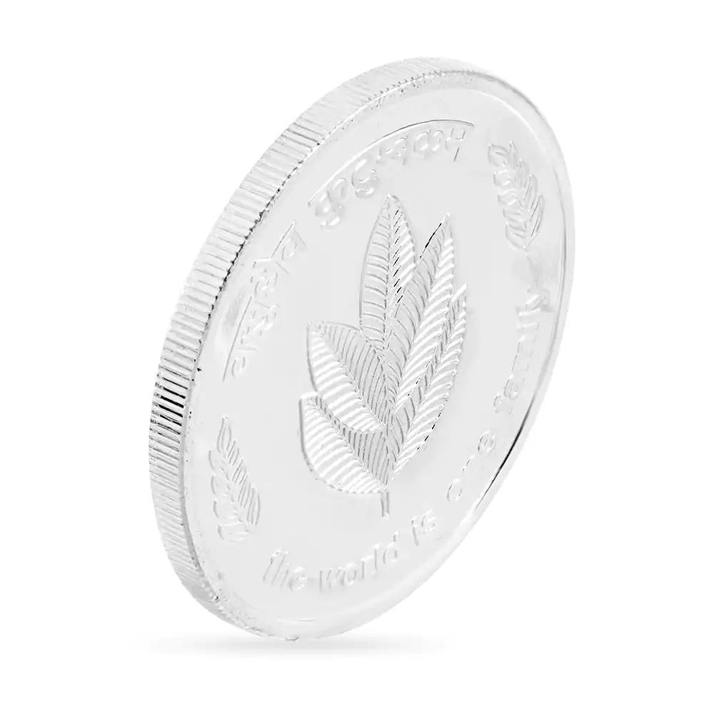 Mia Tanishq is hands down one of the most popular brands and the most popular choice for jewellery lovers. The Silver coins by Tanishq are designed in a way that goes out as a perfect gift for any occasion. Tanishq has some subtle yet graceful style silver coins that are curated with modern and high-quality silver. 