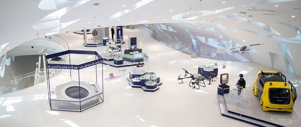 The luxury museum of the future Dubai is dedicated to a better future by exploring new opportunities and threats. At the museum of the future, you get glimpses of the future and human potential. The place attracts creativity and hope and combines the elements of varied cultural, philosophical, social, and spiritual outlooks.