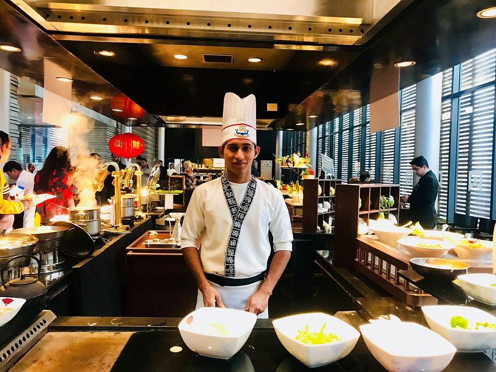 Indulge in the best of Korean cuisine at this elegant fine dining restaurant inside ITC Sonar. Watch out for their traditional Korean barbeque, which you can’t miss out on. The seven flavours from the Land of the Morning Calm mixed with either seafood, meat or veggies are grilled at your table along with kimchi.