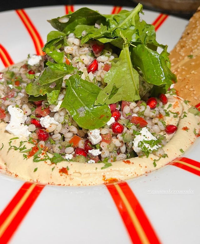 Salad At Cosy Box Mumbai - Guests can expect a gastronomic journey that transcends expectations, with a focus on using high-quality ingredients and innovative techniques