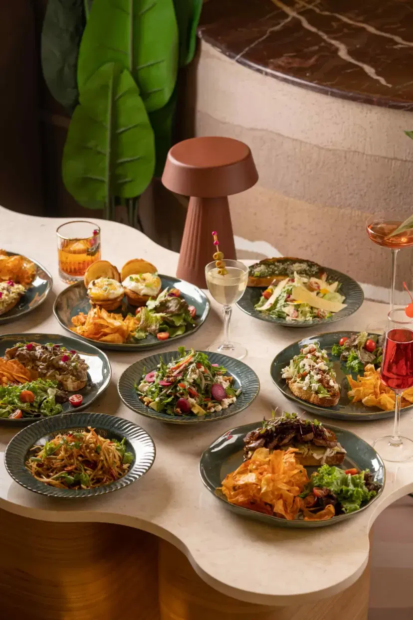 Food At Silly Qutub - he diverse offerings include Sushi, Dim Sum, Pizza, Pasta, sandwiches, and burgers, inviting patrons to savor uncharted flavors. 