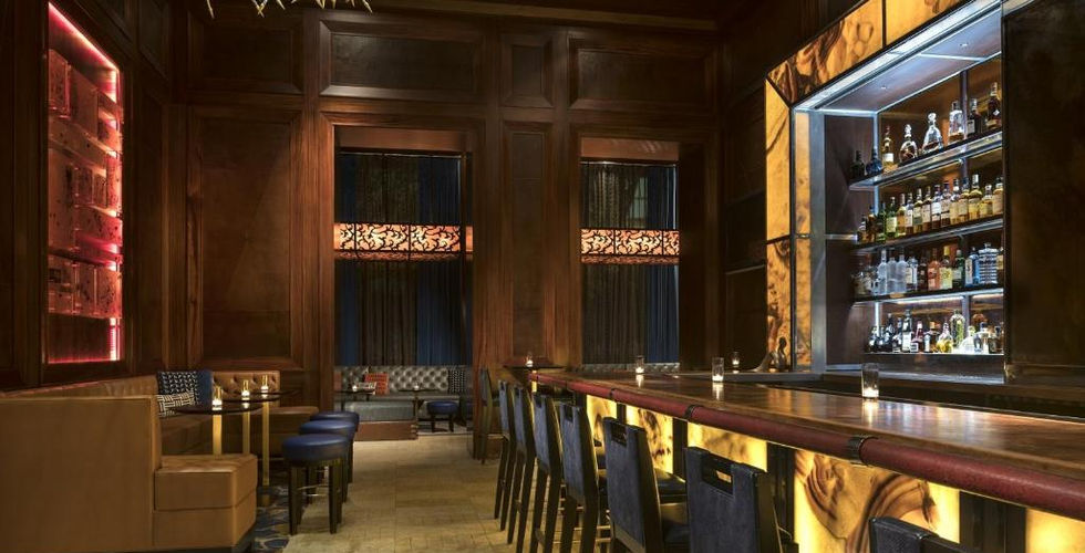 Ritz Carlton Luxury Dallas Hotel Bar