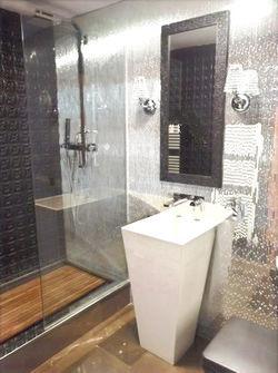 SHOWER%20ROOM_edited