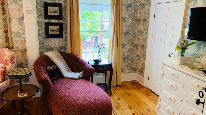 Princess Charlotte (Sitting Area)