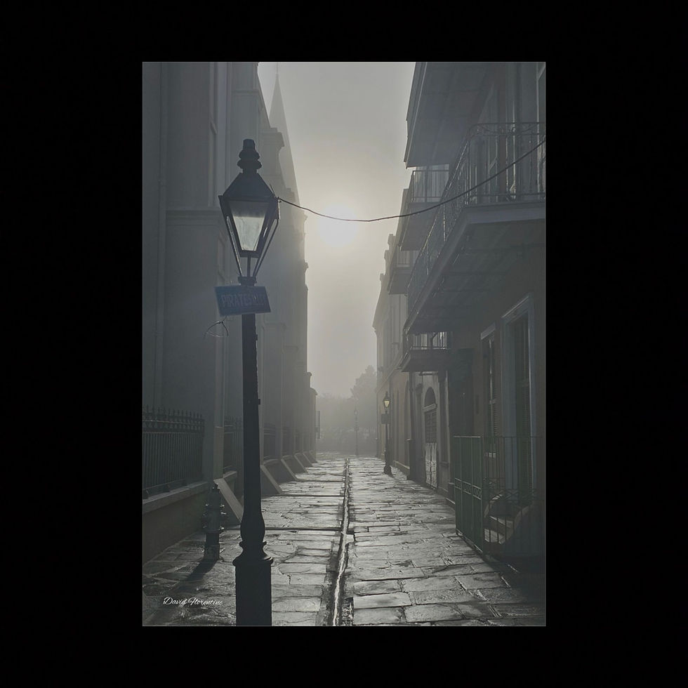 Thumbnail: Sunshine Down a Foggy Pirates Alley 