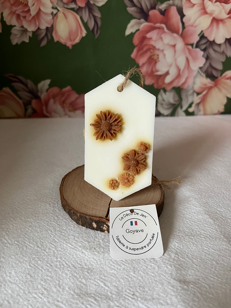 Suspension tablette parfumée artisanale senteur goyave