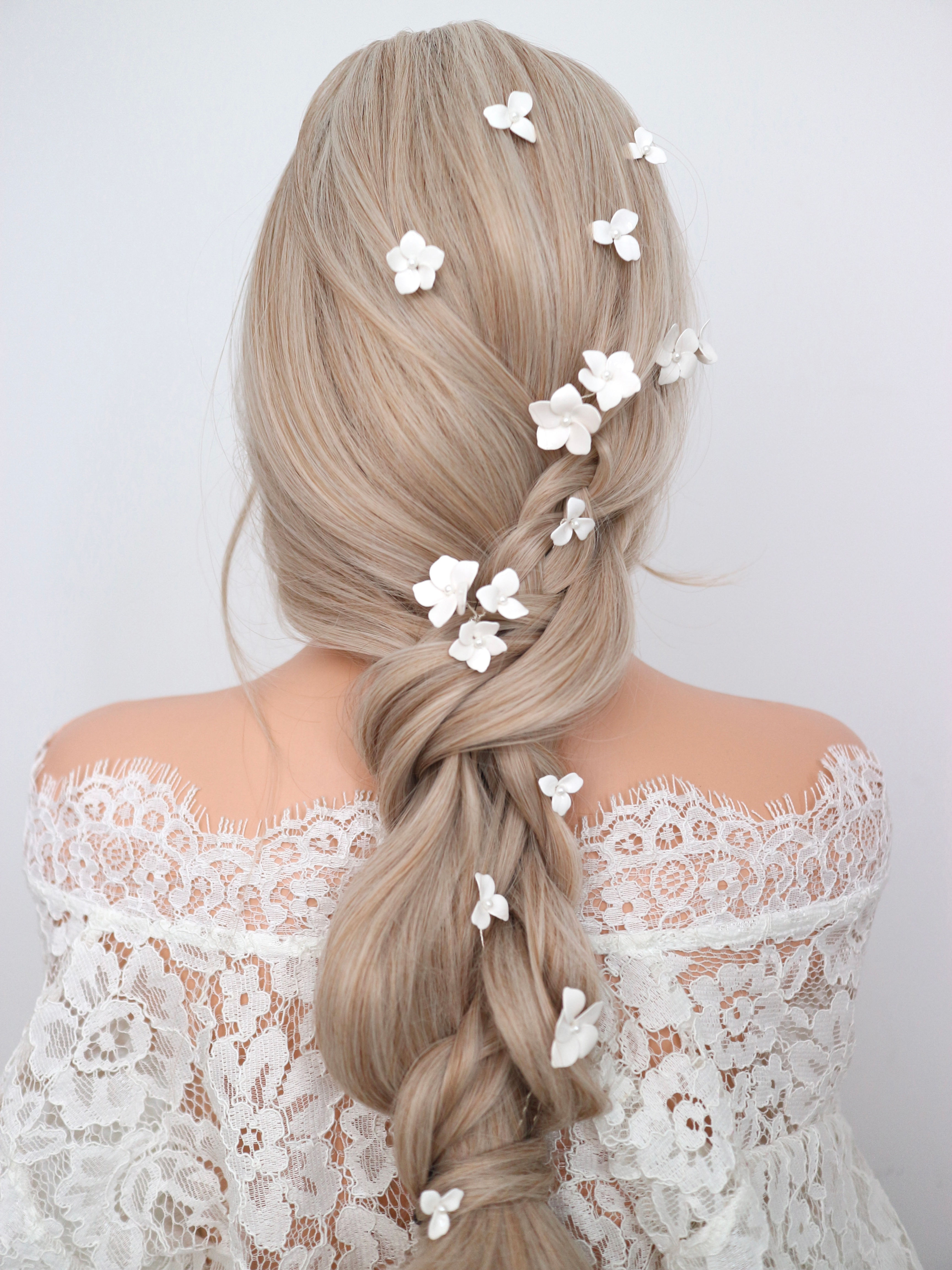 MALIA | Small Flower Hair Pins