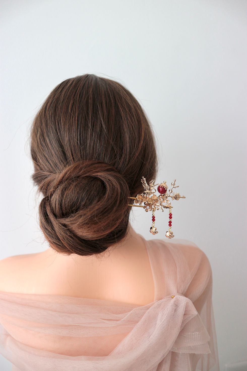 Thumbnail: Chinese Wedding Hair Accessory | TING