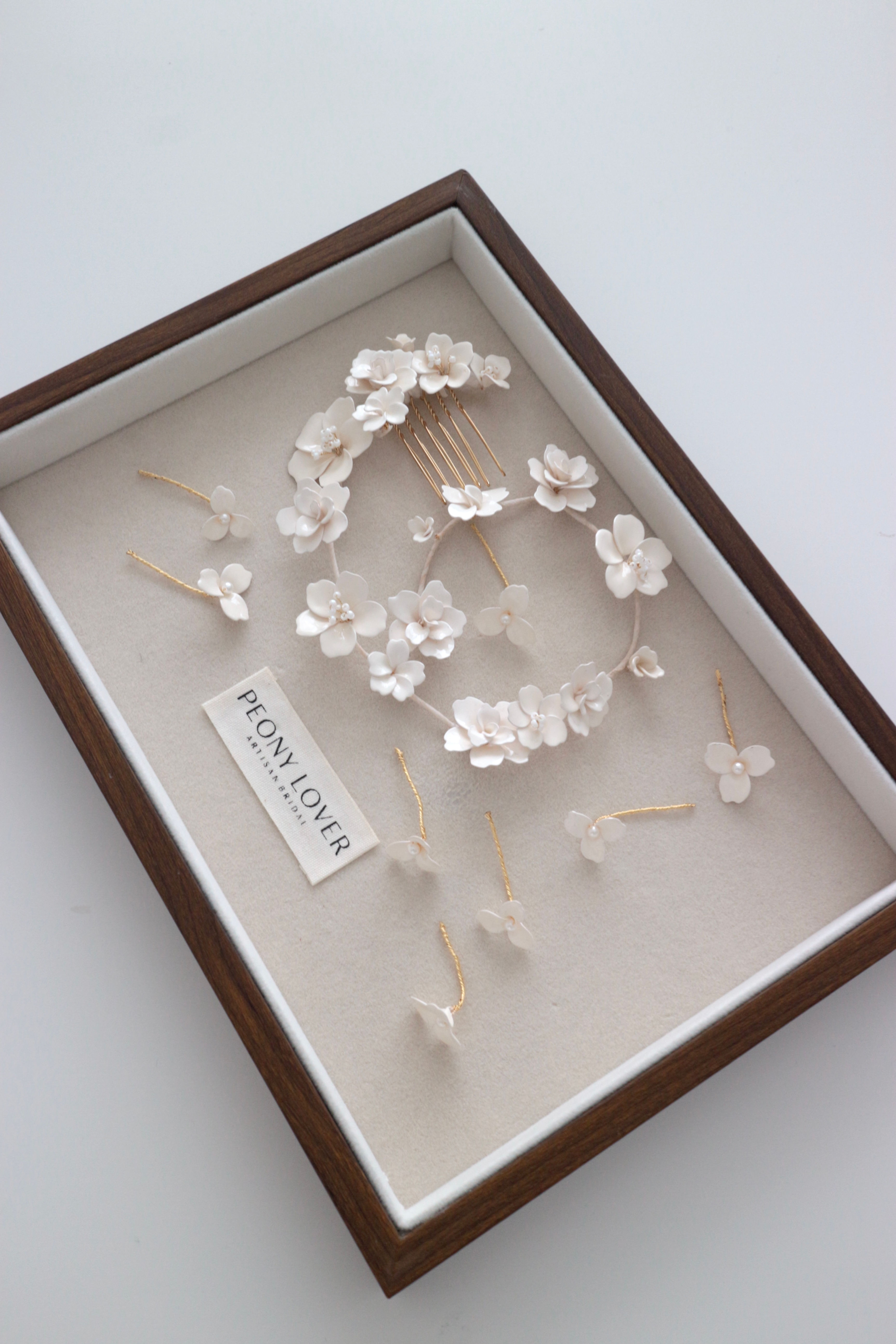 MARMIA | Flower Bridal Headpiece