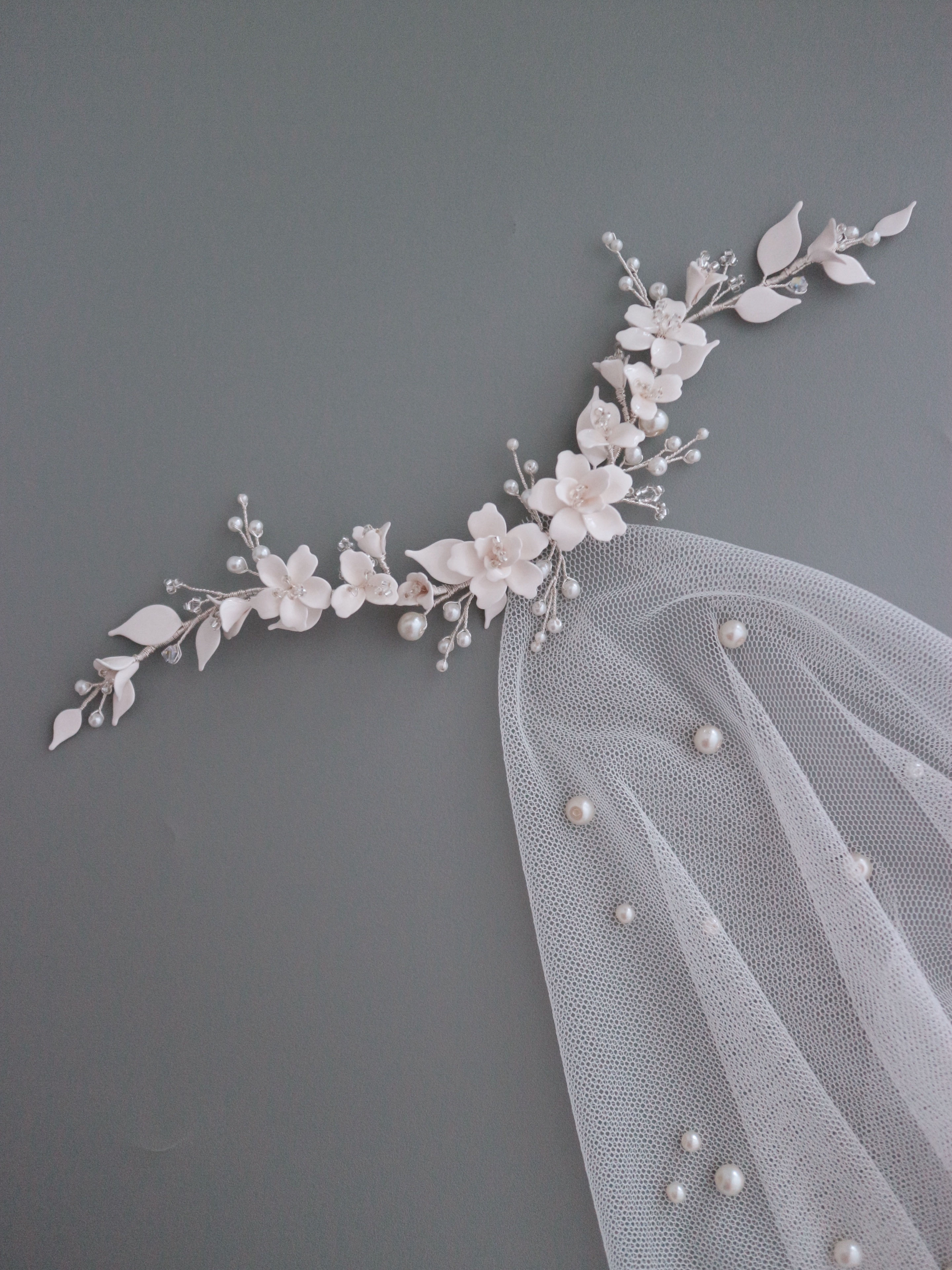 HAZEL | White Bridal Hairpiece