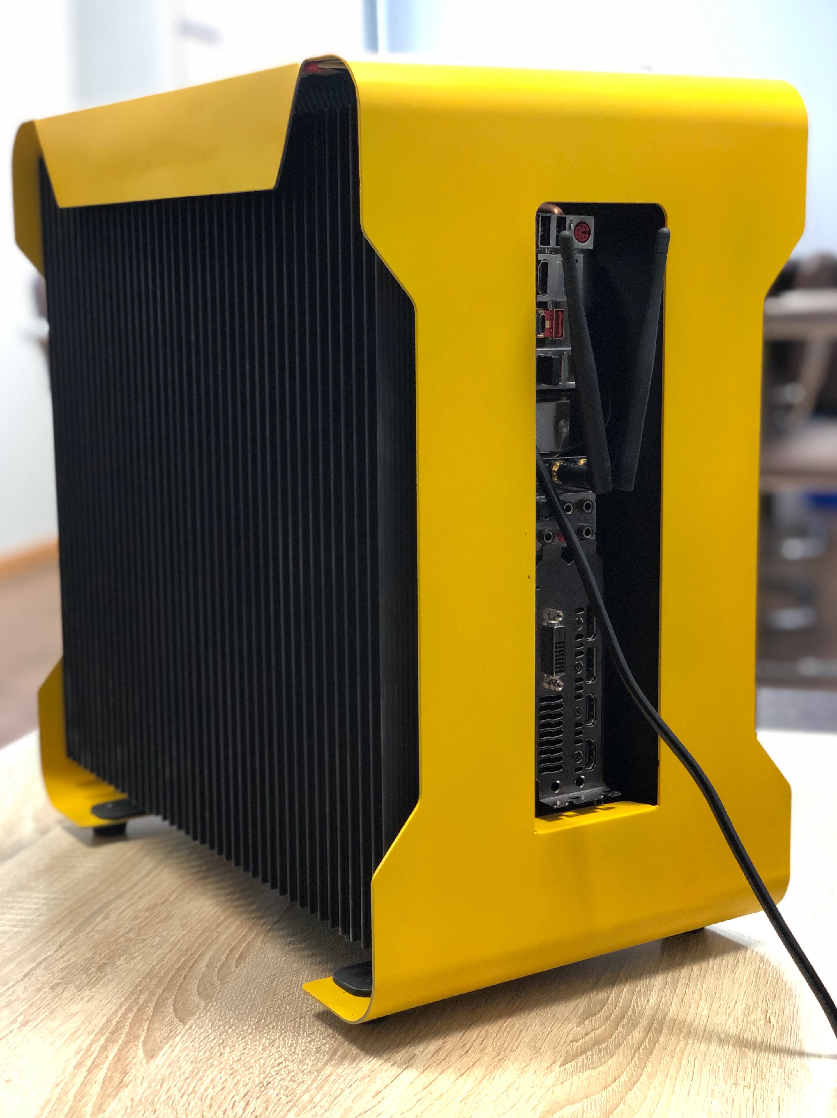 корпуса от Теркон для мощных процессоров и видеокарт