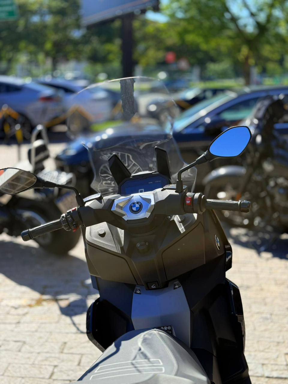 Miniatura: BMW C400 X SPORT 2024