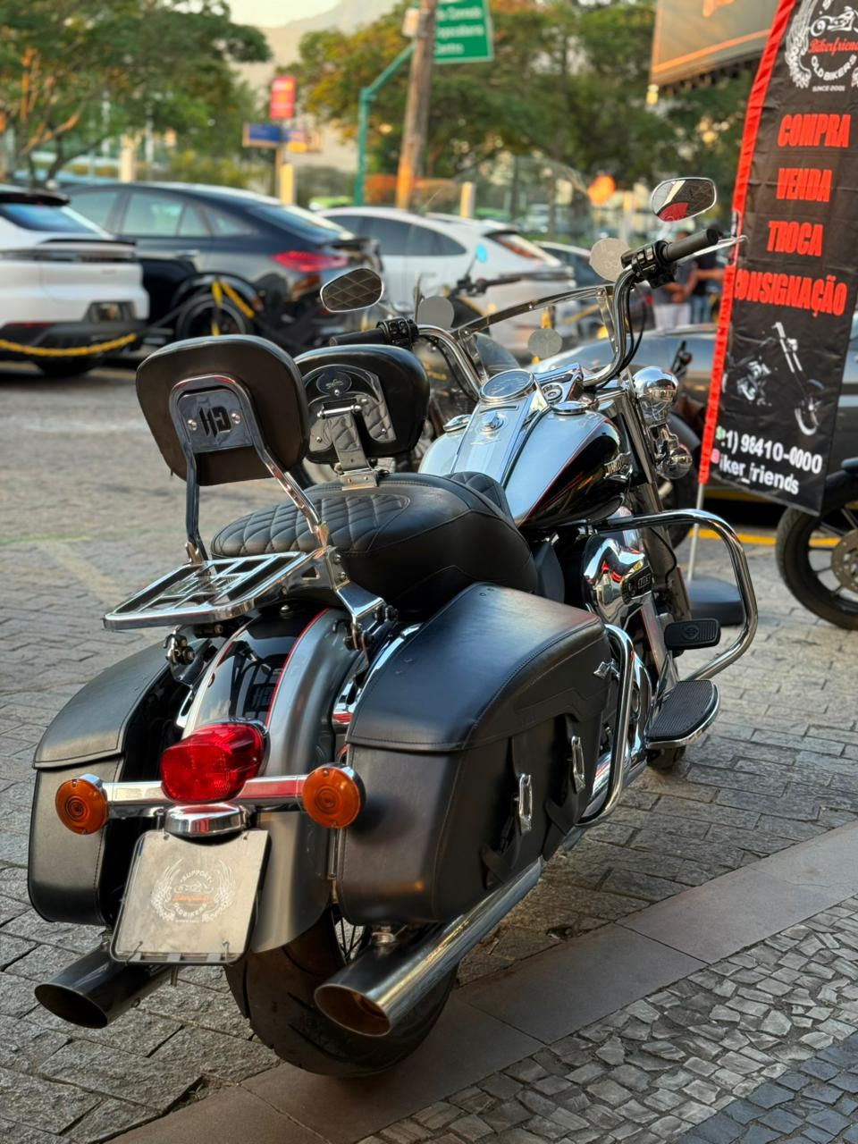 Miniatura: HARLEY DAVIDSON ROAD KING 2015