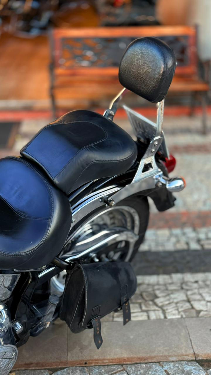 Miniatura: HARLEY DAVIDSON FAT BOY 2011