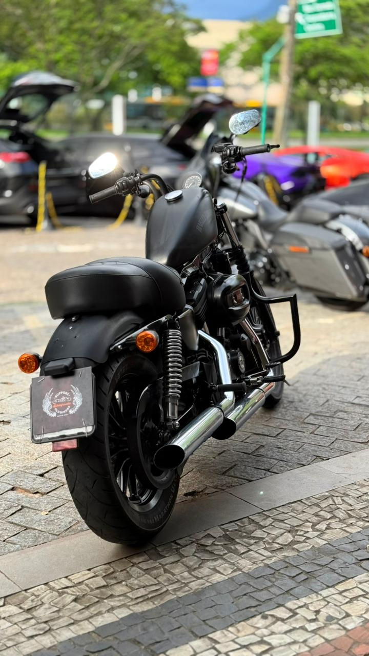 Miniatura: HARLEY DAVIDSON 883N 2011