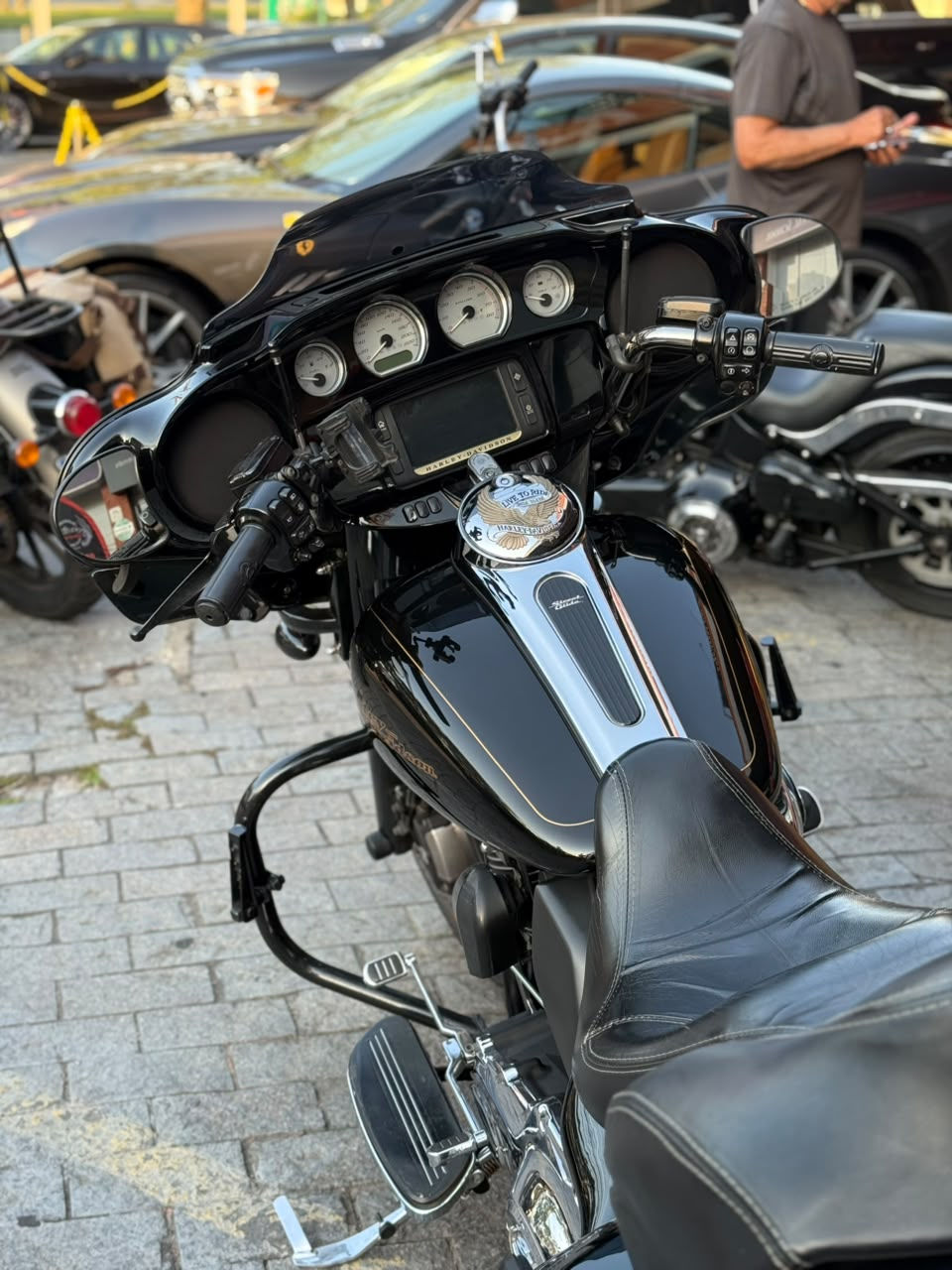 Miniatura: HARLEY STREET GLIDE 2016