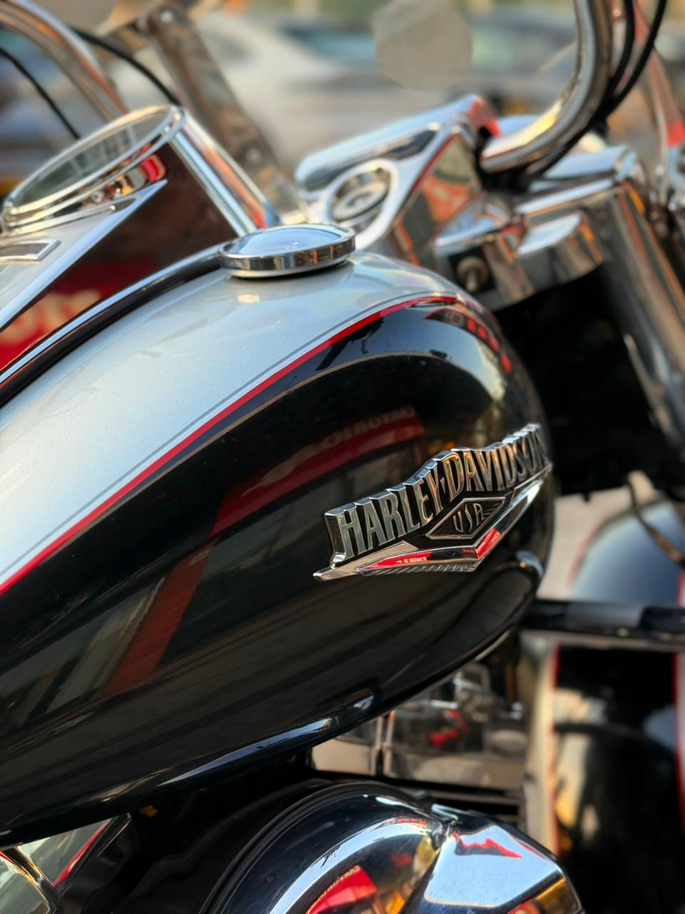 Miniatura: HARLEY DAVIDSON ROAD KING 2015