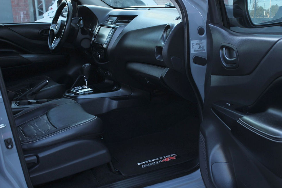 Thumbnail: NISSAN FRONTIER PRO 4X 4X4