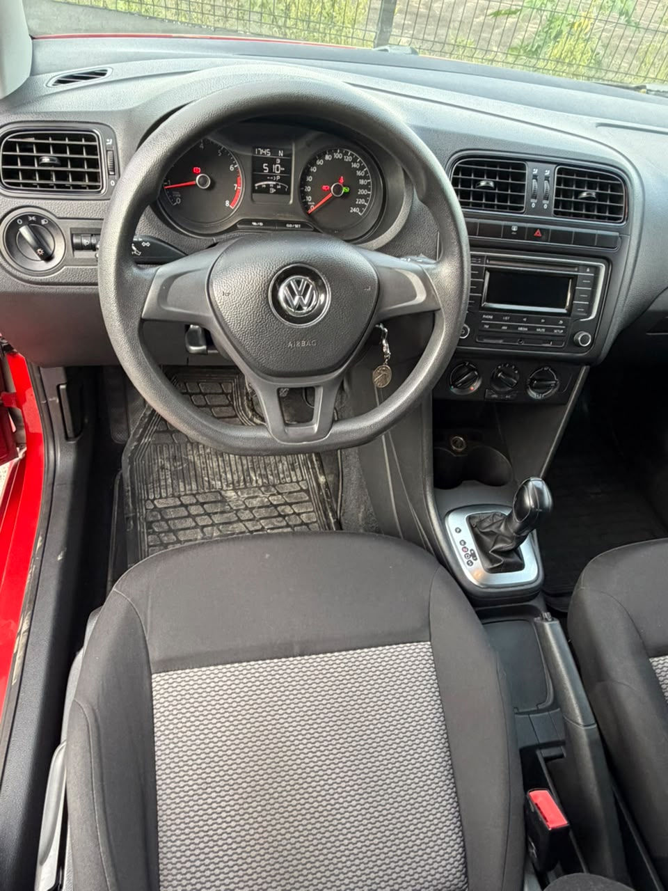 Miniatura: VOLKSWAGEN VENTO COMFORTLINE 1.6L