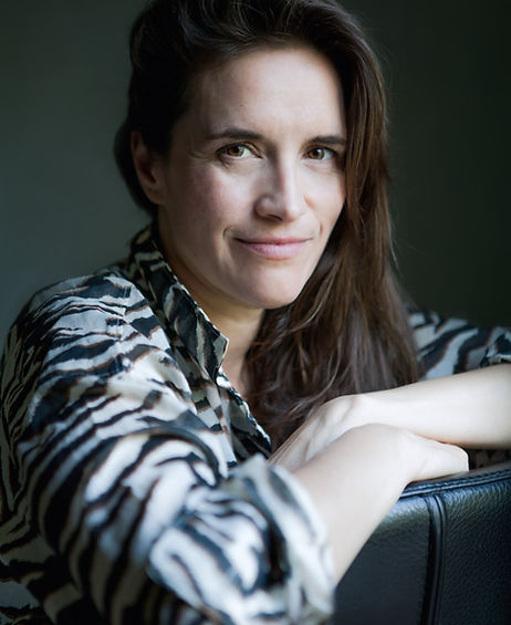 Copy of joanna_portrait_8920_2900_EDIT.jpg