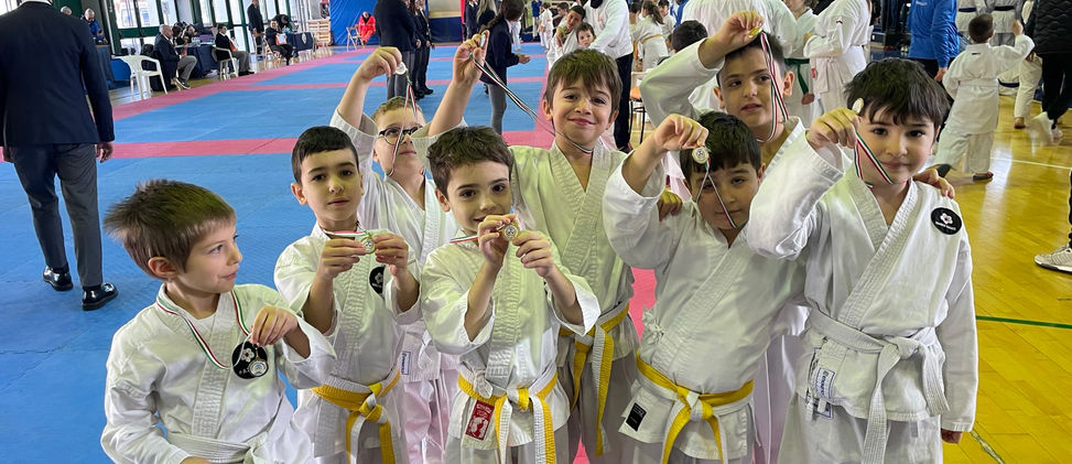 SANDRO DE MAIO, NATHAN BERTIN, FRANCESCO PARISOTTO, NICOLO ADINOLFI, EDOARDO MONTANA, CRIS