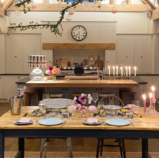 Prosecco Dining Table