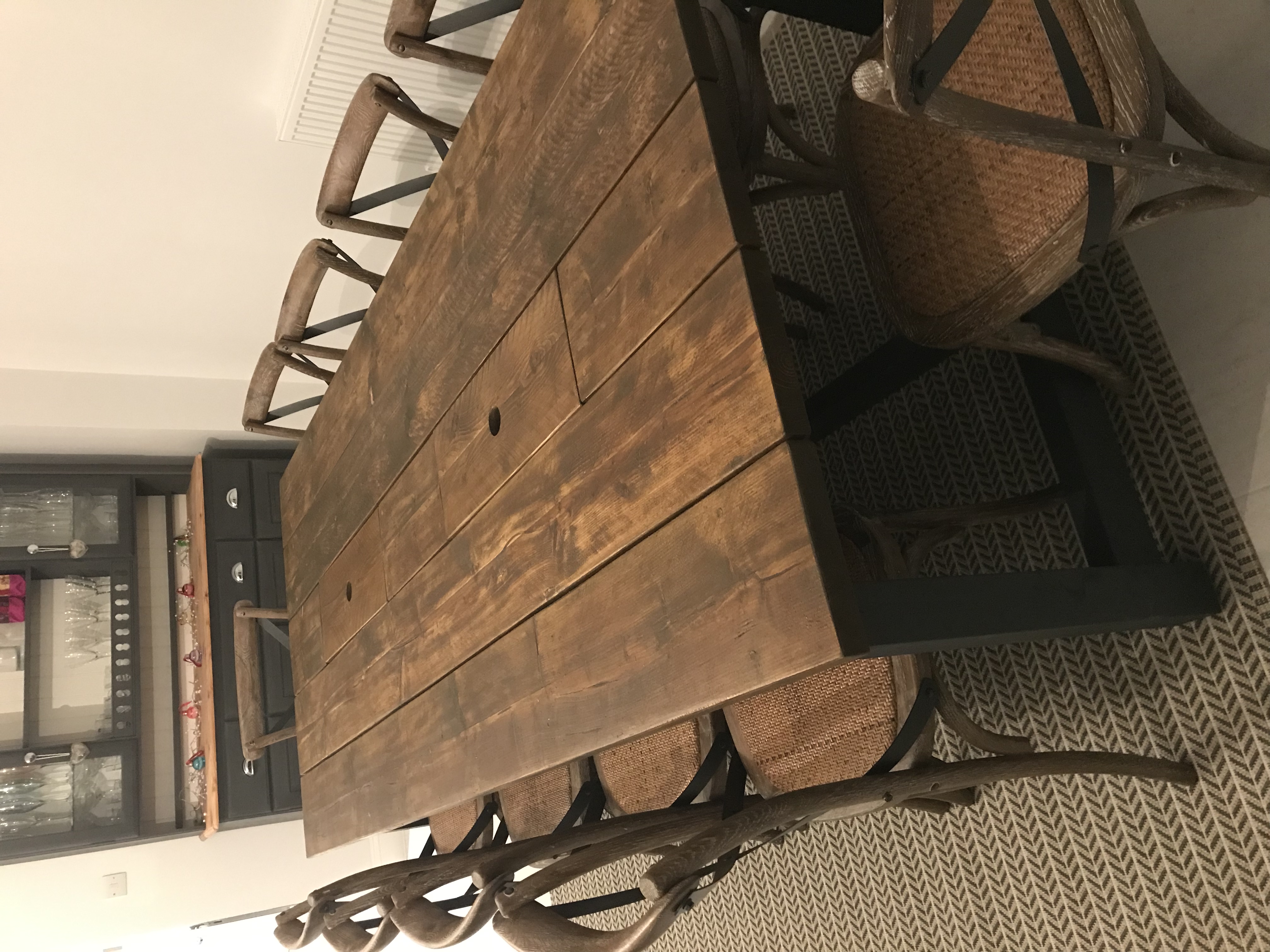Prosecco Dining Table