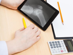 Pré-reabilitação: resultado pós-operatório em pacientes após artroplastia total primária do joelho