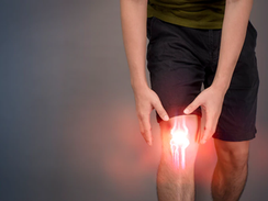 Ensaio clínico randomizado duplo-cego: sulfato de glucosamina-condroitina com vs sem metilsulfonilme