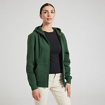 CR04_Forest_female_front_open.jpg
