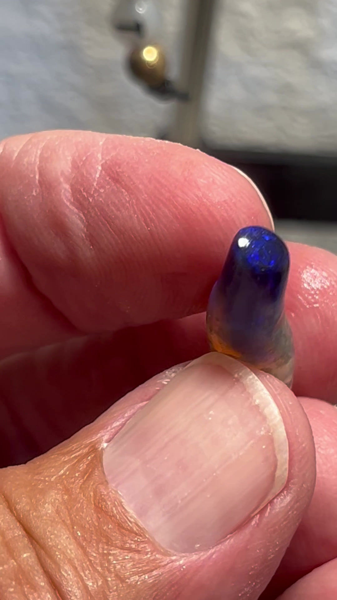 Schwarzopal Rohstein Fossil