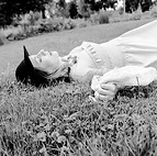 Photo-Laura-Schild_edited.jpg