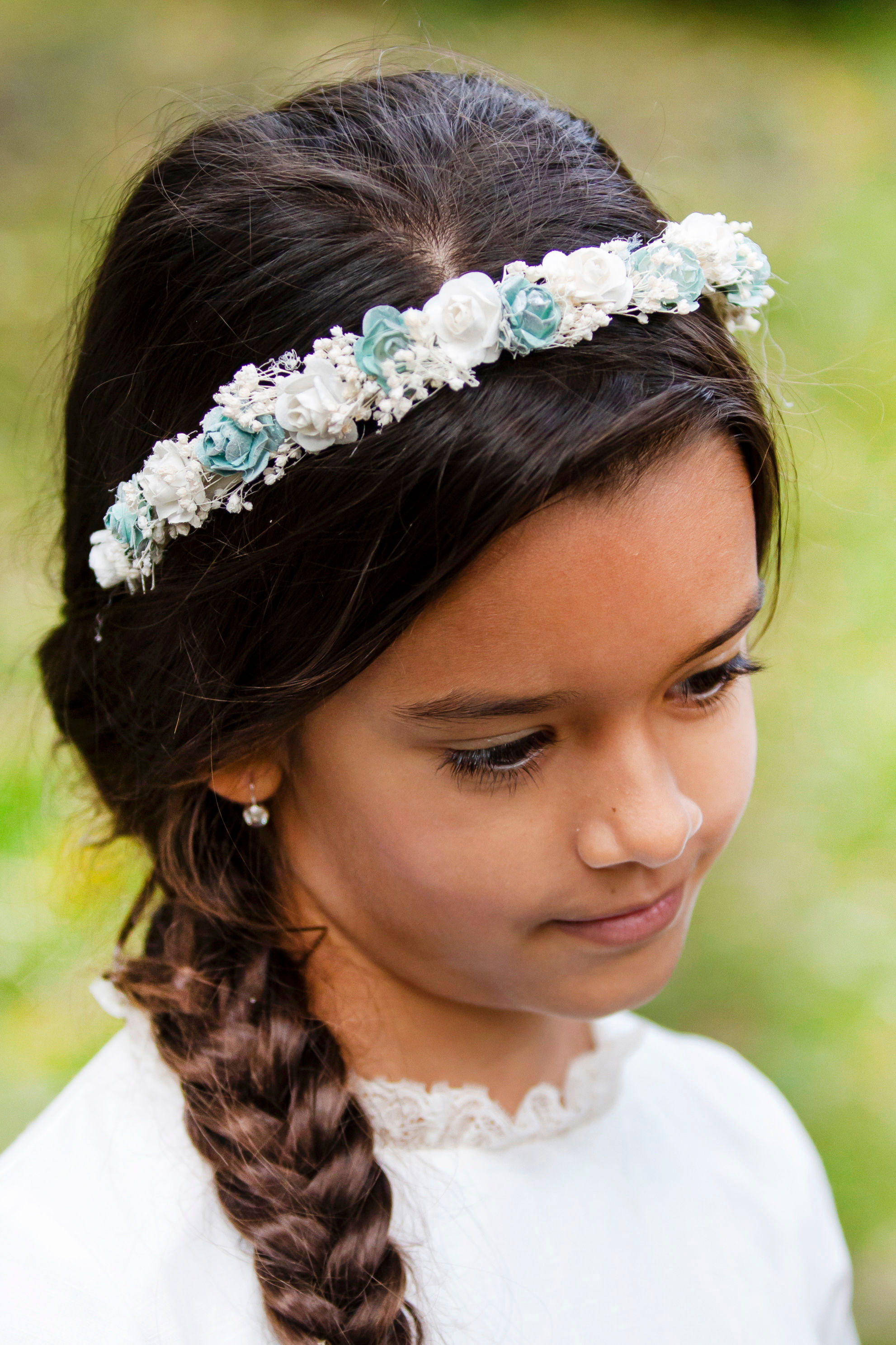 Diadema de flor seca verde