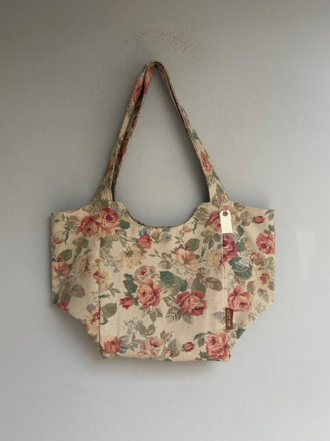 Thumbnail: Shopper T 1945