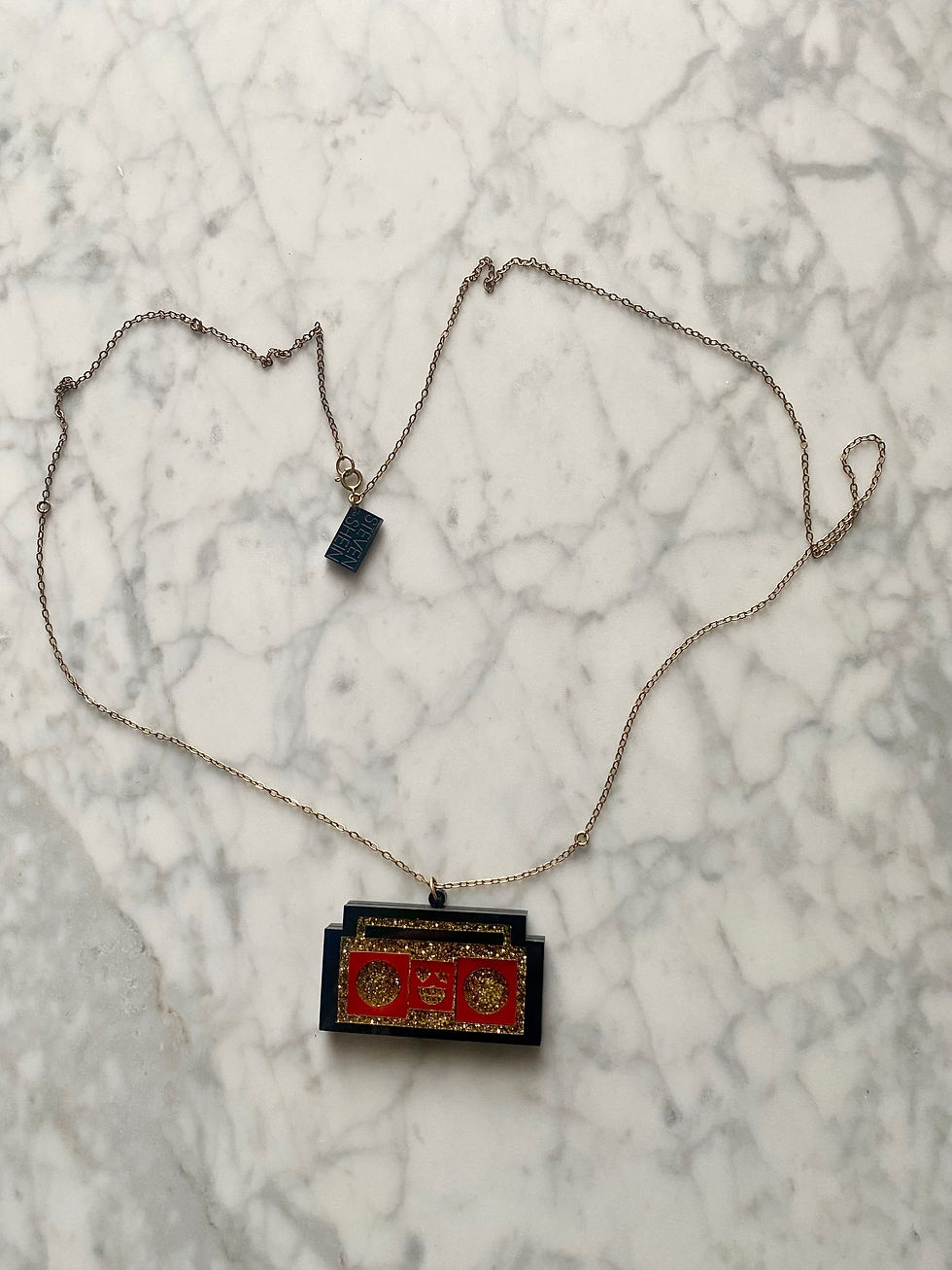 Thumbnail: Steven SHEIN- Glitter Boombox Gold Necklace