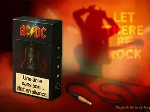 Pack Walkman collector AC/DC – Classic Sound Series Vol. 03, ombre d’Angus Young sur fond rouge, slogan "Let There Be Rock"