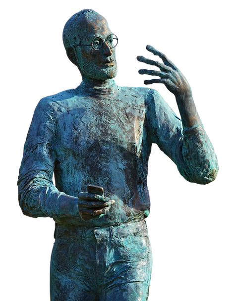 Statue_of_Steve_Jobs_Budapest_(Pixabay_2637922)-Photoroom.png