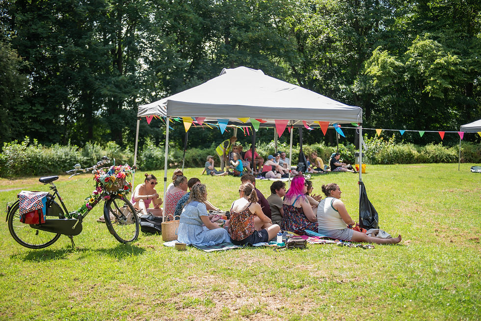 STEW: A Summery Picnic in the Park.
