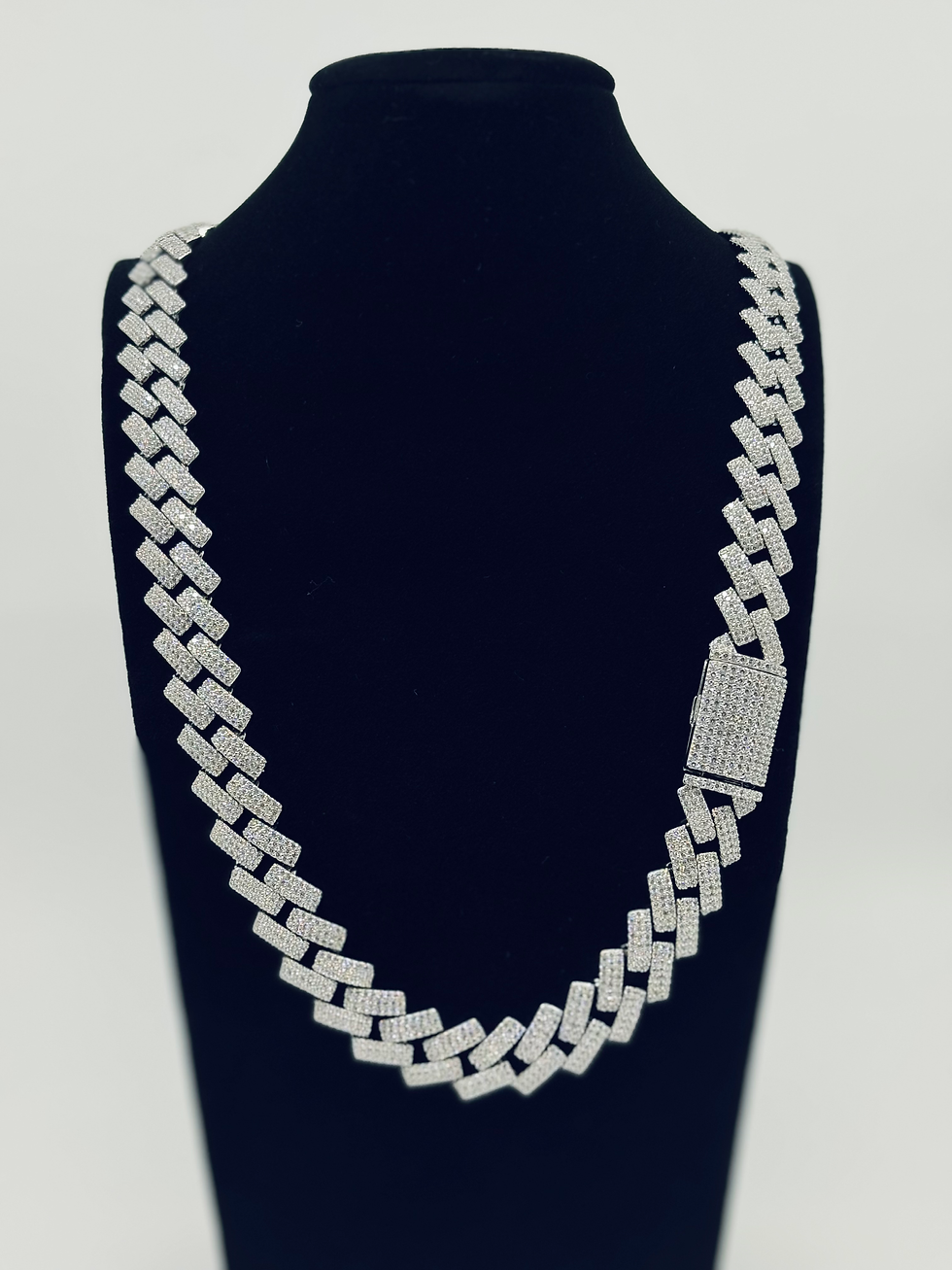 Collar con dije de eslabones cubanos, joyería Silversoul