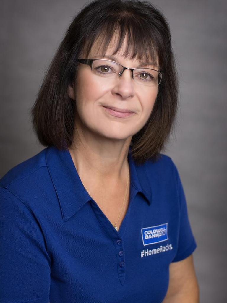 OPERATIONS_Transaction Coordinator - Tori Castro.jpg