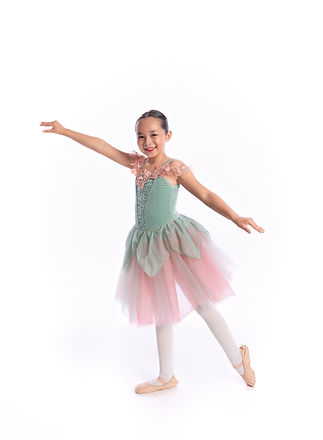 Aryana_2023_Int Ballet 3rd-6th Grade_2948.jpg