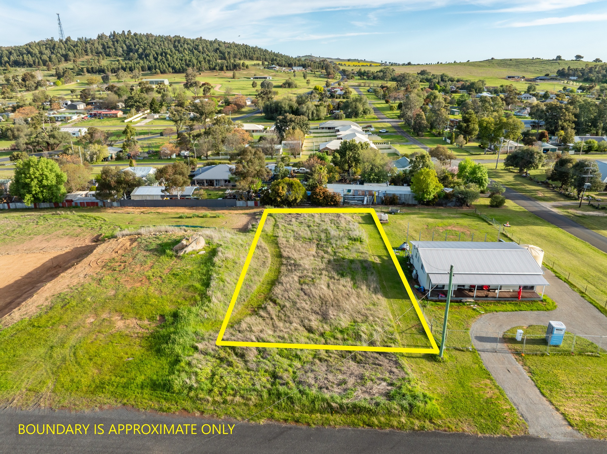 24 Winton Street, Canowindra NSW 2804, Canowindra - Image 1