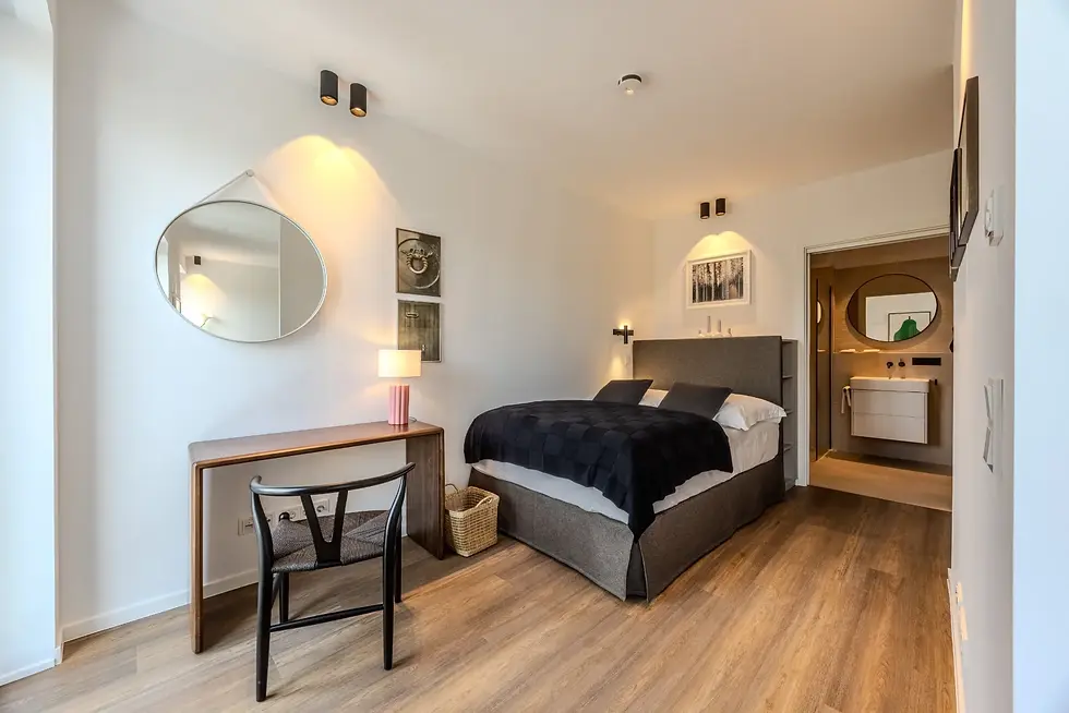 Comfortable bedroom in a Main Casa Apartment L Frankfurt Sachsenhausen