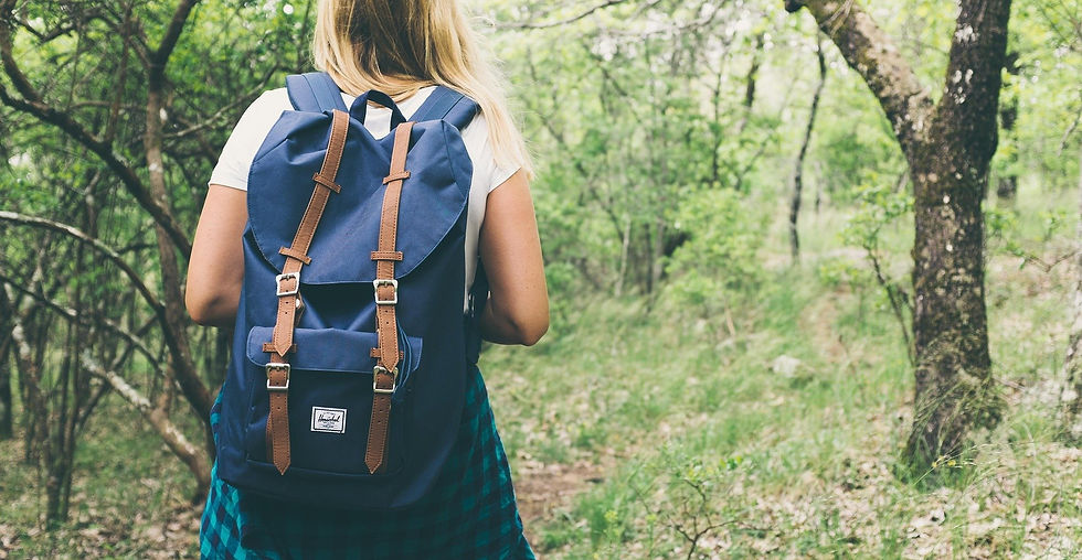 backpack-1836594_1920.jpg