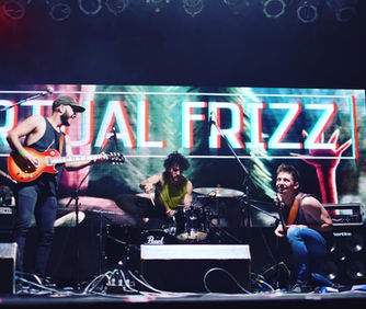 Virtual Frizz rompe todo (menos la cuarentena) con “Sabalaje”
