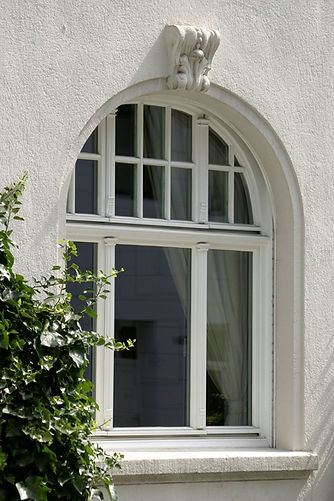 Holzfenster - Fensterstudio Ewen Türen Fenster Hausrenovierung Hausbau Bitburg Eifel Luxem