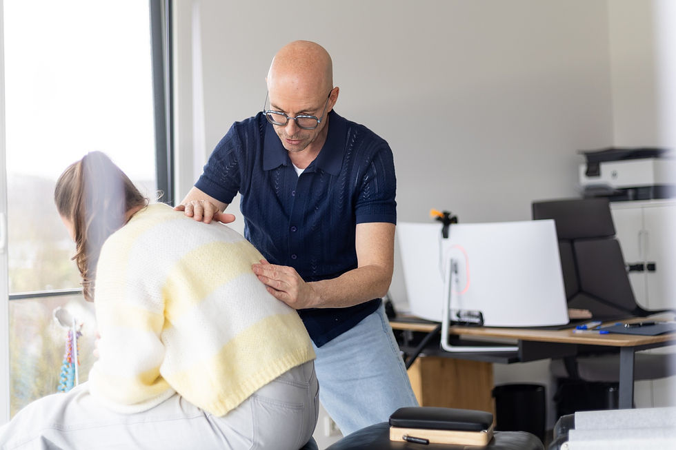 Gesundheitspraxis Riehl Physiotherapie Krankengymnastik Lymphdrainage Rückenschule Hausbes